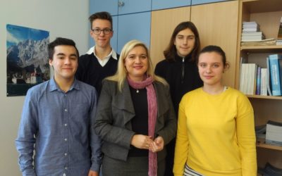 Pluskurs “Geschichte digital” bei Staatsministerin Huml